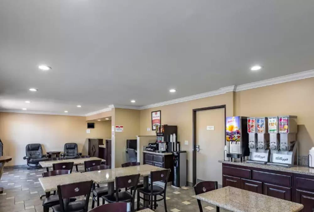 Econo Lodge Inn & Suites Escondido Downtown Eksteriør billede